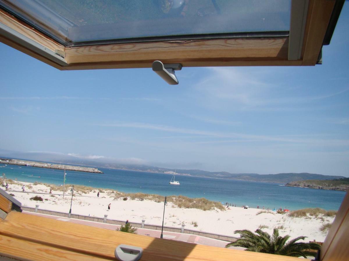 Chalet Atalaya A Pie De Playa En Laxe Exterior foto